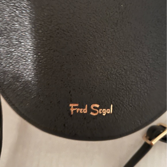 Black HOGWARTS bag.  Stylish and perfect for upcoming Halloween parties - Picture 6 of 6